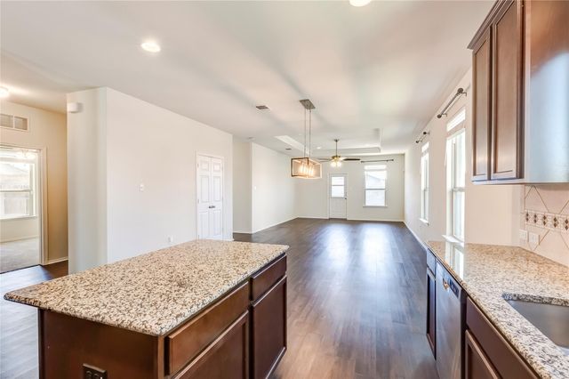 11617 Amber Stream LN, Manor, TX 78653