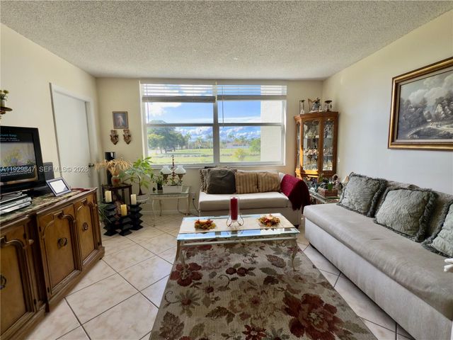 6890 Royal Palm Boulevard 208H, Margate, FL 33063