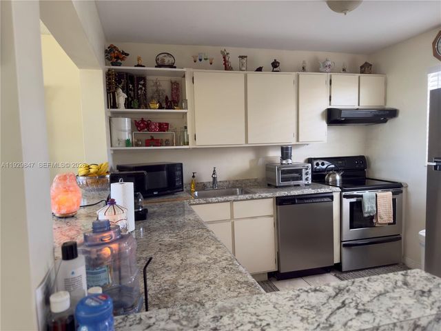 6890 Royal Palm Boulevard 208H, Margate, FL 33063