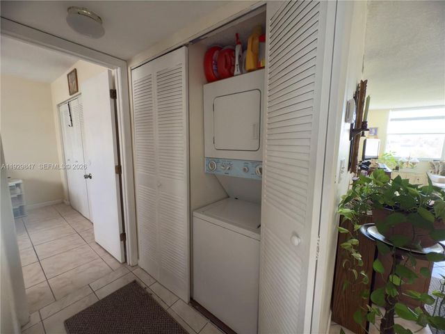 6890 Royal Palm Boulevard 208H, Margate, FL 33063