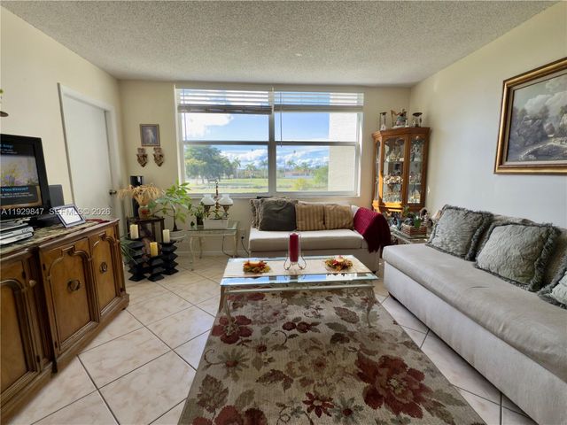 6890 Royal Palm Boulevard 208H, Margate, FL 33063