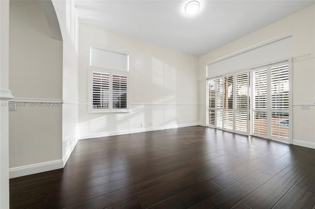 2893 Oakbrook Dr, Weston, FL 33332