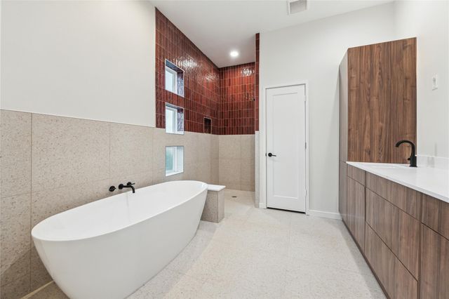 3902 Zina Way, Houston, TX 77018