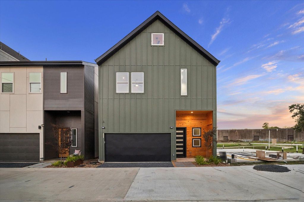 3902 Zina Way, Houston, TX 77018