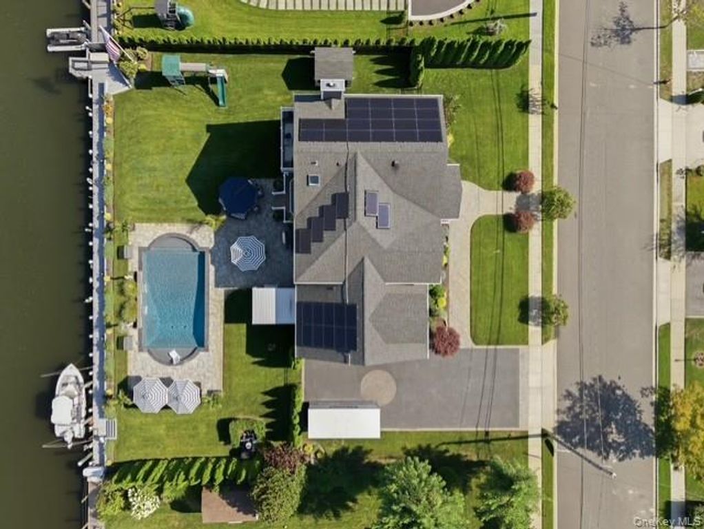 40 Highwater Avenue, Massapequa, NY 11758 — photo 4