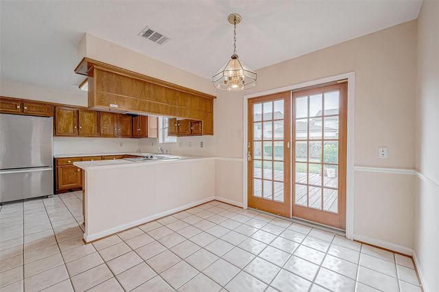 2906 Arrowhead Drive, Sugar Land, TX 77479