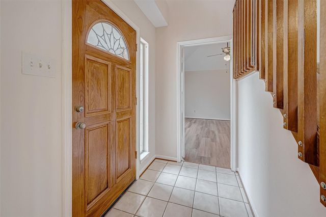 2906 Arrowhead Drive, Sugar Land, TX 77479