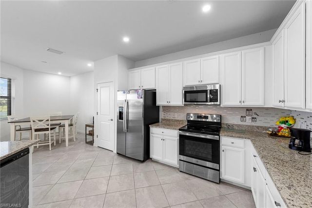 3257 Altimira DR, Fort Myers, FL 33905