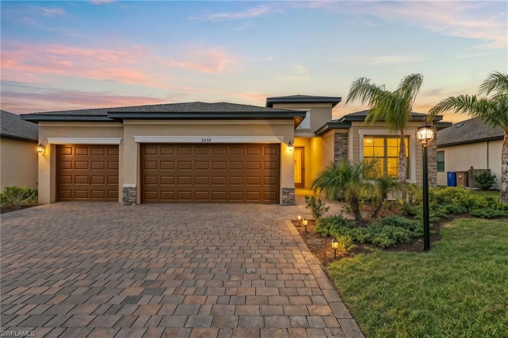 3257 Altimira DR, Fort Myers, FL 33905