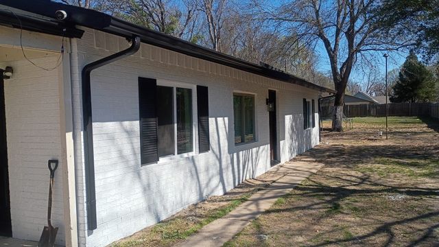 156 Tarpon Drive, Mabank, TX 75156