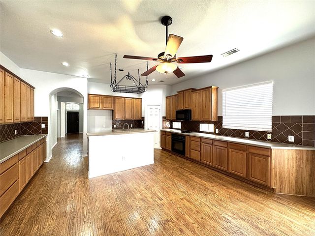 2767 Cedar Wood Drive, Frisco, TX 75033