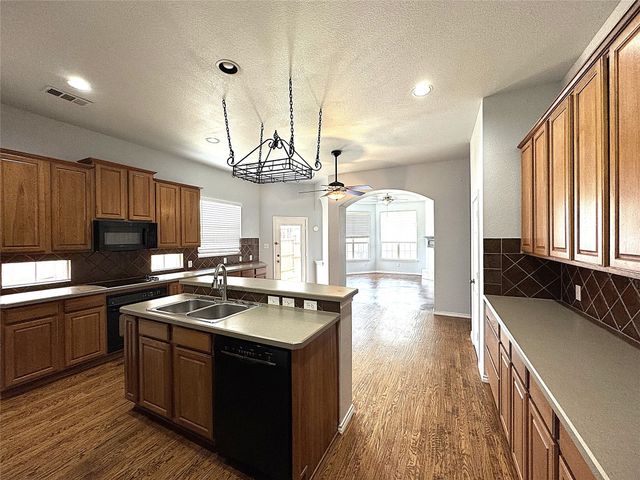 2767 Cedar Wood Drive, Frisco, TX 75033