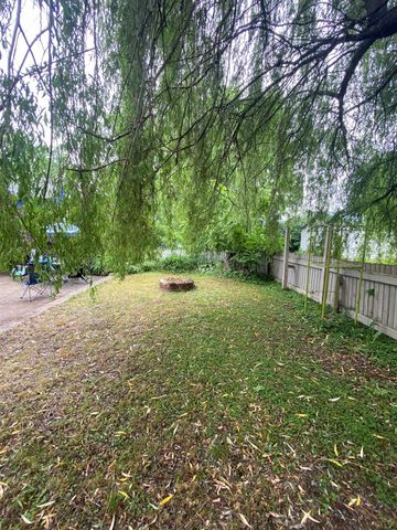 209 N Pine Street, Lake City, MI 49651