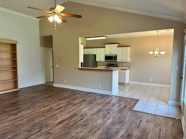 1140 Trillium, Conway, AR 72034