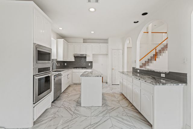 118 Wentwood Drive, Murphy, TX 75094