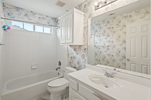 118 Wentwood Drive, Murphy, TX 75094