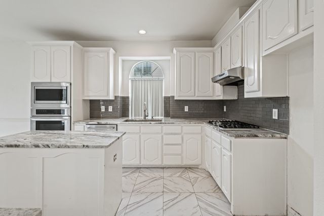 118 Wentwood Drive, Murphy, TX 75094