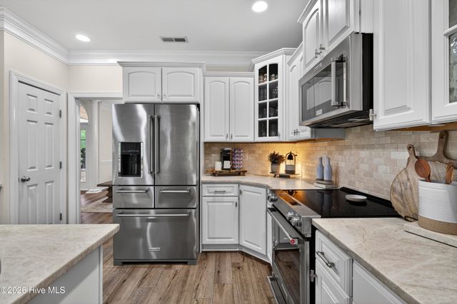 8900 Champion Hills Drive, Wilmington, NC 28411