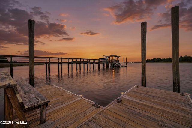 8900 Champion Hills Drive, Wilmington, NC 28411