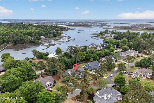 8900 Champion Hills Drive, Wilmington, NC 28411