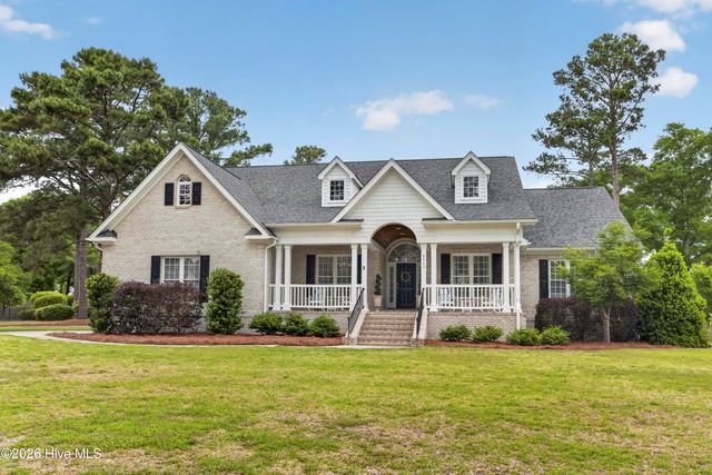 8900 Champion Hills Drive, Wilmington, NC 28411