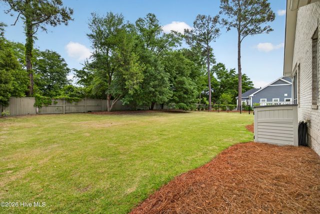 8900 Champion Hills Drive, Wilmington, NC 28411