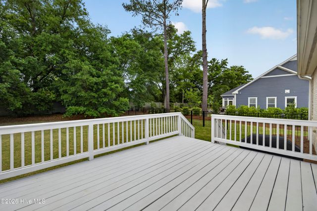 8900 Champion Hills Drive, Wilmington, NC 28411