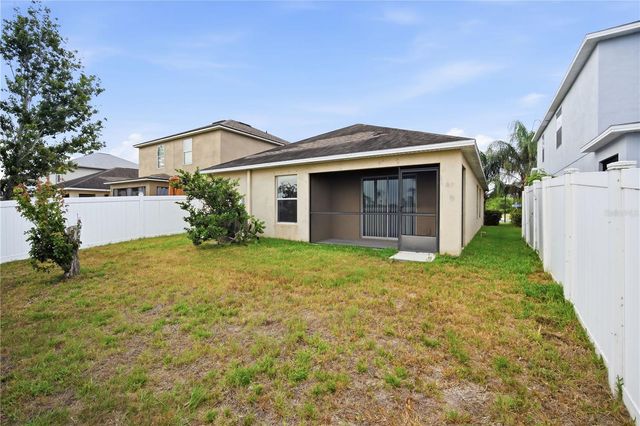 1827 HARBOUR BLUE STREET, Ruskin, FL 33570