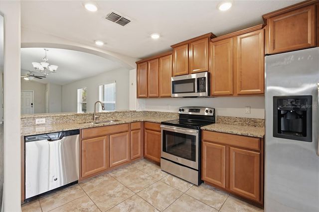 1827 HARBOUR BLUE STREET, Ruskin, FL 33570