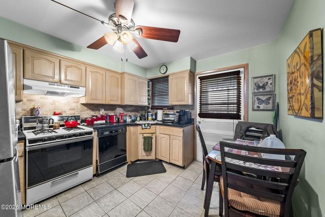 659 Kennedy Boulevard, Bayonne, NJ 07002