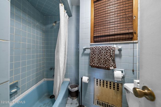 659 Kennedy Boulevard, Bayonne, NJ 07002