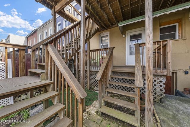 659 Kennedy Boulevard, Bayonne, NJ 07002