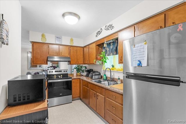 5309 Granger Drive, Lansing, MI 48911