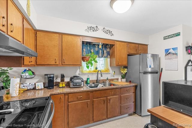 5309 Granger Drive, Lansing, MI 48911