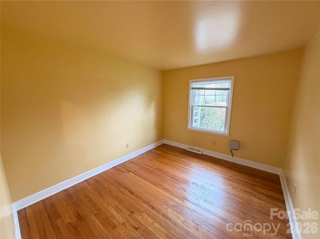 6214 Ashcrest Drive, Charlotte, NC 28217