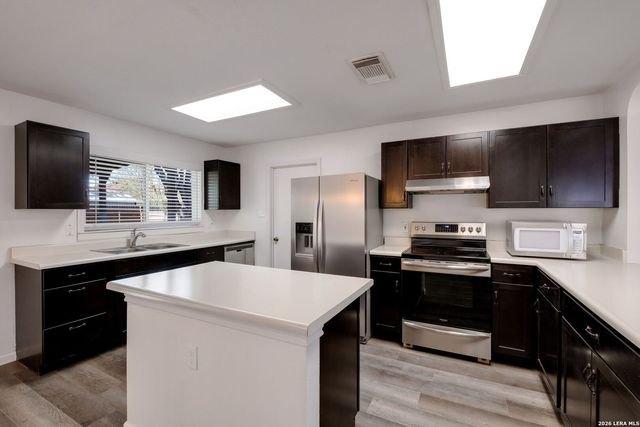 5147 Senisa Springs, San Antonio, TX 78251