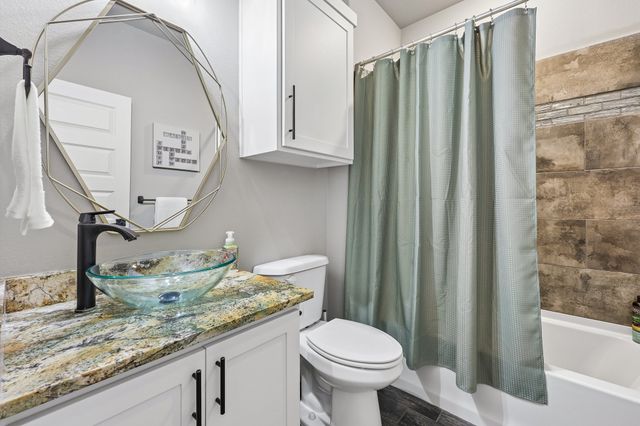 1287 Chartres, Oak Ridge, TX 75142