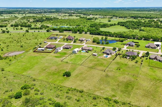 1287 Chartres, Oak Ridge, TX 75142