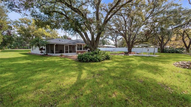 11136 BRONSON RD, Clermont, FL 34711