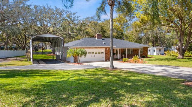 11136 BRONSON RD, Clermont, FL 34711