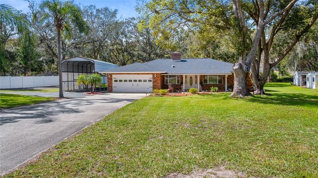11136 BRONSON RD, Clermont, FL 34711