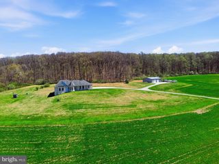 5303 STAMBAUGH RD, Spring Grove, PA 17362