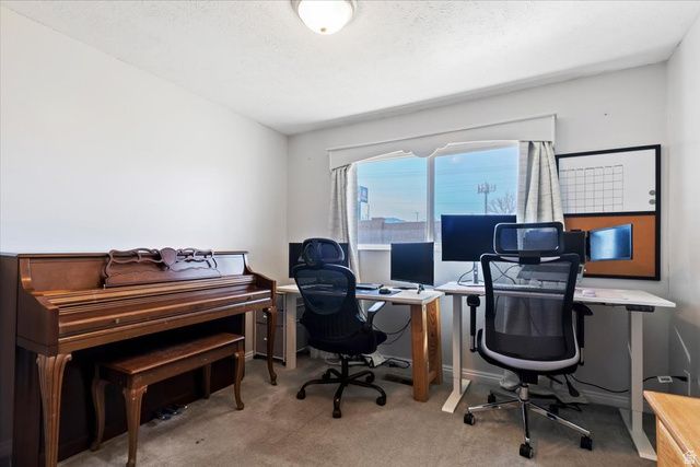 5578 W POACHER CIR, Salt Lake City, UT 84118