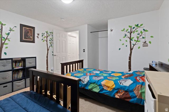 5578 W POACHER CIR, Salt Lake City, UT 84118