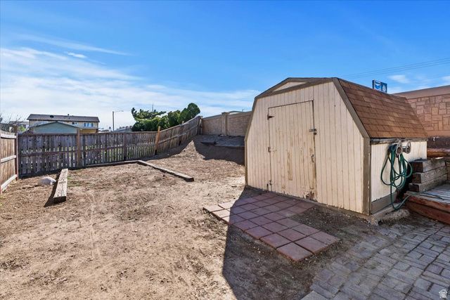 5578 W POACHER CIR, Salt Lake City, UT 84118