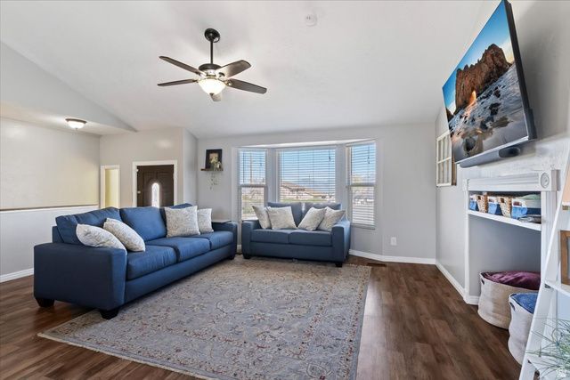 5578 W POACHER CIR, Salt Lake City, UT 84118