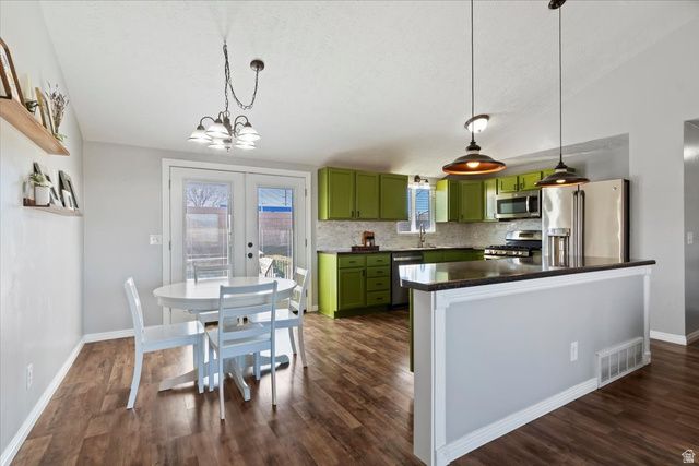 5578 W POACHER CIR, Salt Lake City, UT 84118