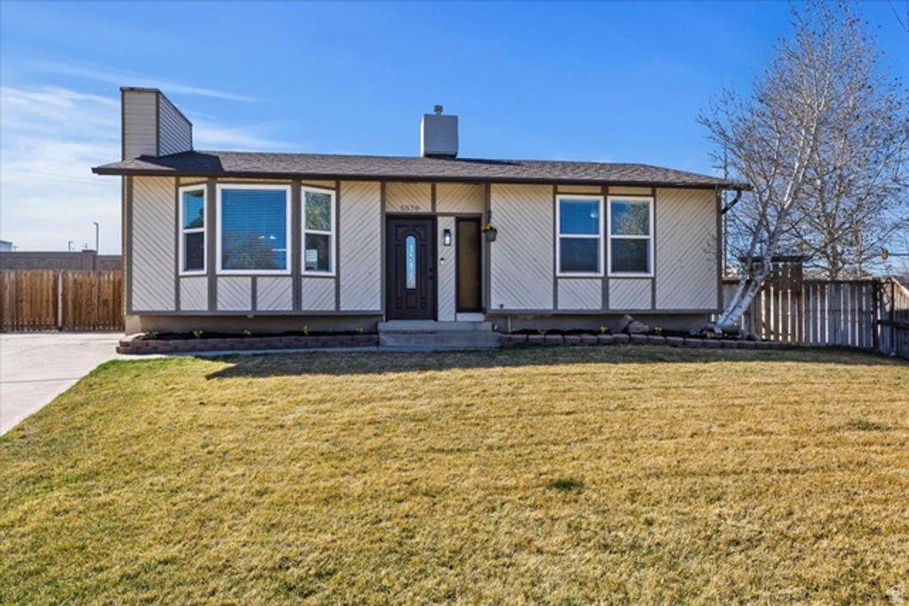 5578 W POACHER CIR, Salt Lake City, UT 84118