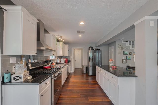 5514 Avenue M, Santa Fe, TX 77510