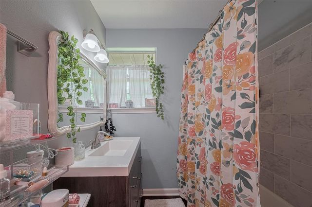 5514 Avenue M, Santa Fe, TX 77510